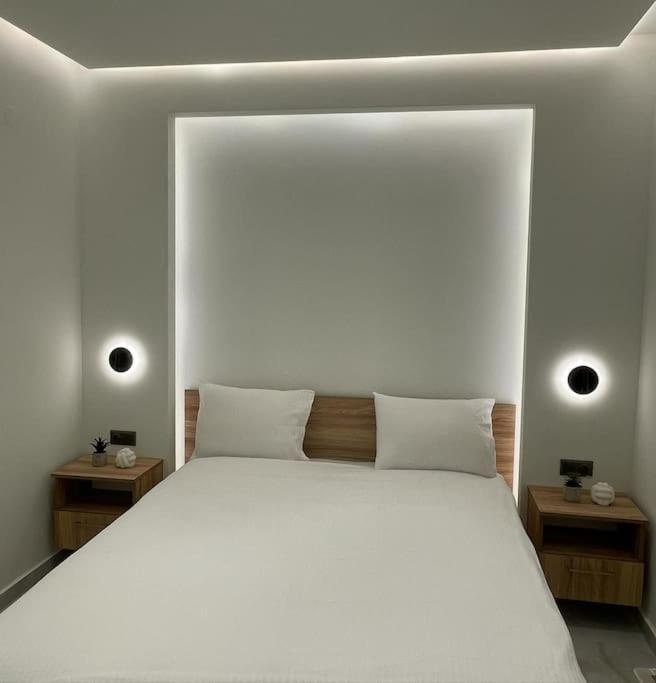 Luxury Apartment Next To Agias Sofias Thessaloniki Exterior foto